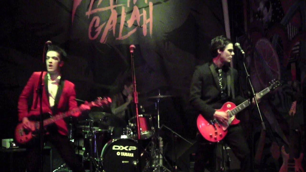 The Stile (The Flamin Galah, 12.08.18)