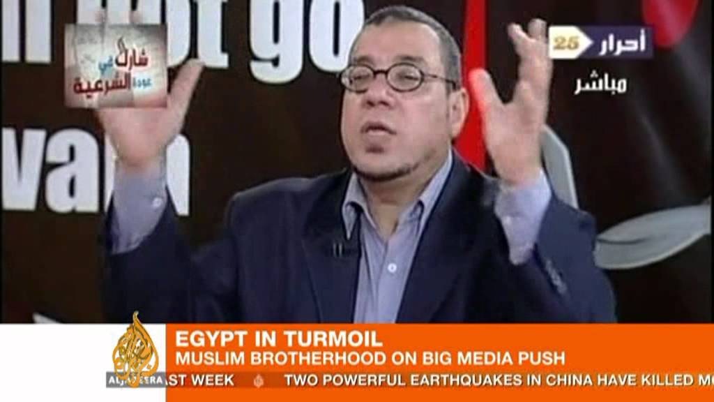 يروج أنصار مرسي لرسالتهم عبر وسائل الإعلام المؤقتة