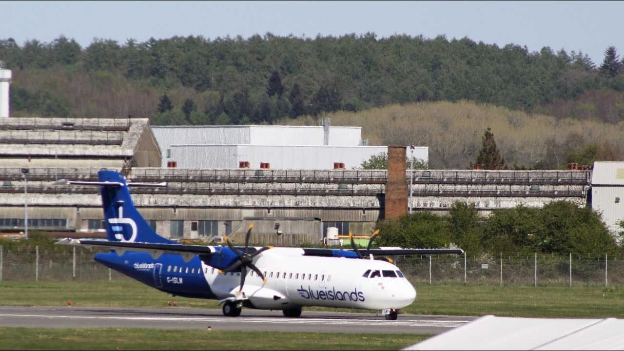 Planespotting at Southampton Airport 23rd April 2021