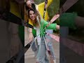 يا هيك الحلا يا بلا يا جميل الاوصاف لانا ولين يا هيك الحلا يا بلا يا جميل الاوصاف لانا ولين