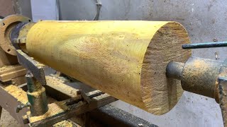 Skilful Woodturning Of Asian Carpenter Fastest - Working With Wood Lathe. T&T Woodturning