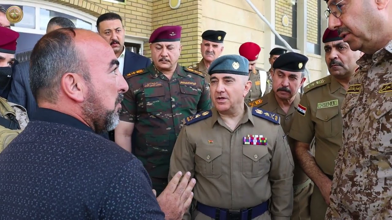 الأمين العام لوزارة الدفاع يتفقد دائرة التقاعد العسكري