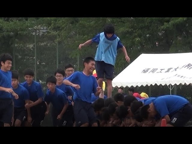 福岡工業大学附属城東高等学校 体育祭 19 背中渡り Youtube