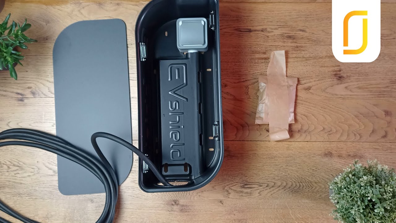 Unboxing EVshield Plug&Charge