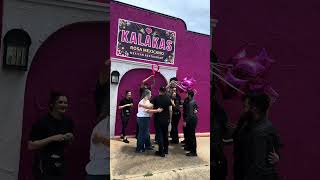 Inauguración de restaurante El Kalakas Rosa Mexicano en Yukon Oklahoma
