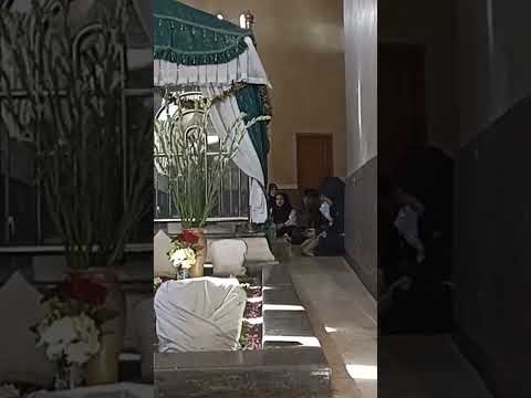 ziarah ke Makam