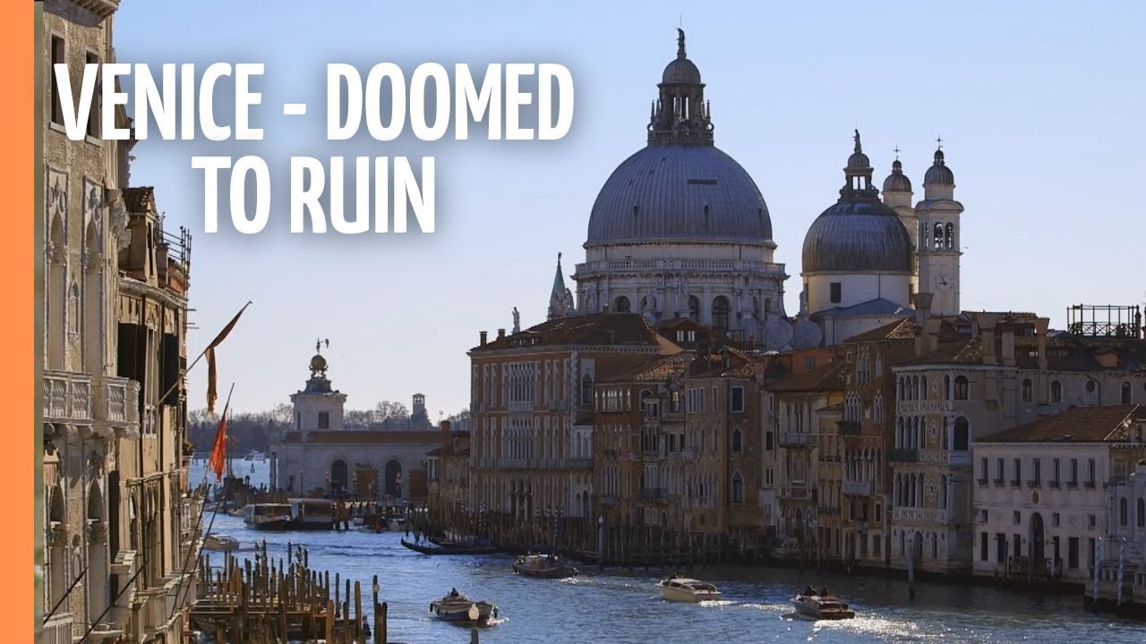 Venice - doomed to ruin and yet so alive (2019)