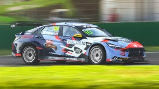 2021 Hyundai Elantra N TCR in action at Monza Circuit: Accelerations, Sound & Turbo Noises!