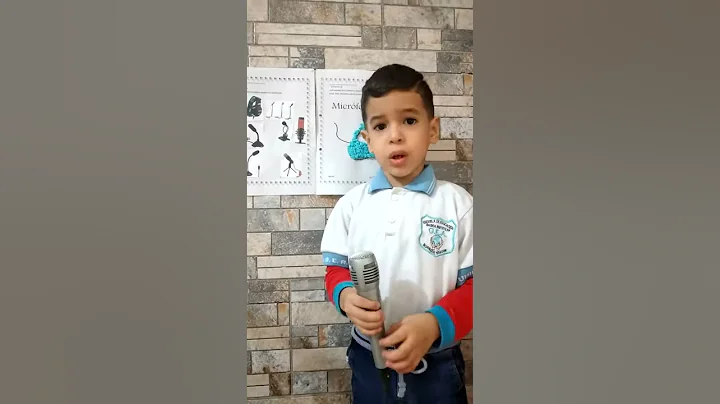 ESTUDIANTE ALFRED BRIONES DE INICIAL : TEMA EL MIC...