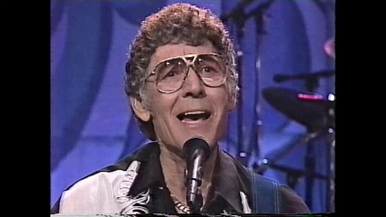 Carl Perkins + Dave Edmunds - Blue Suede Shoes + interview - Tonight Show 1/27/97 HQ Stereo