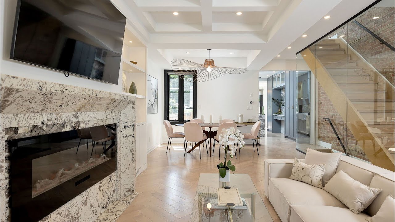 156 Gore Vale Avenue