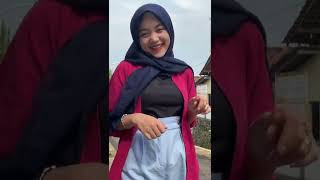 spesial tiktok cewek hijab manis viral #shorts
