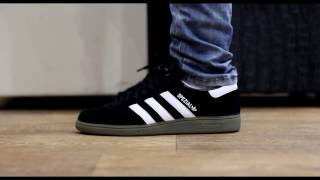 ONFEET | Adidas Handball Spezial Black\White - YouTube