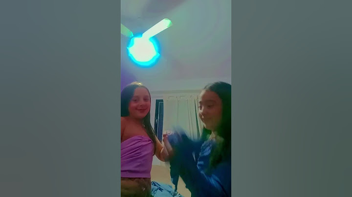 con mi mejor amiga haciendo pijamada