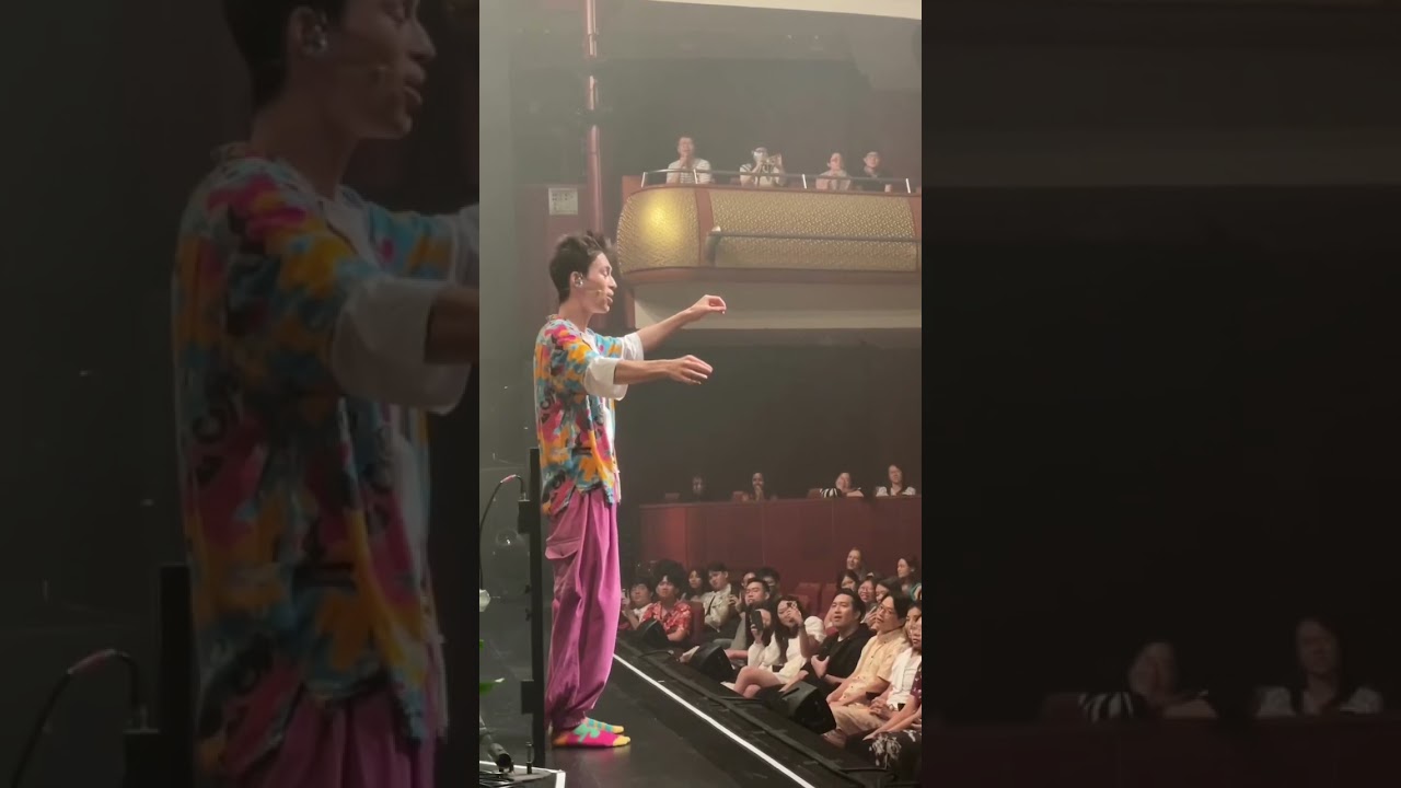 The Audience Choir in Singapore &hearts;️🤍 It doesn&rsquo;t matter where you go - humans sound so beautiful.