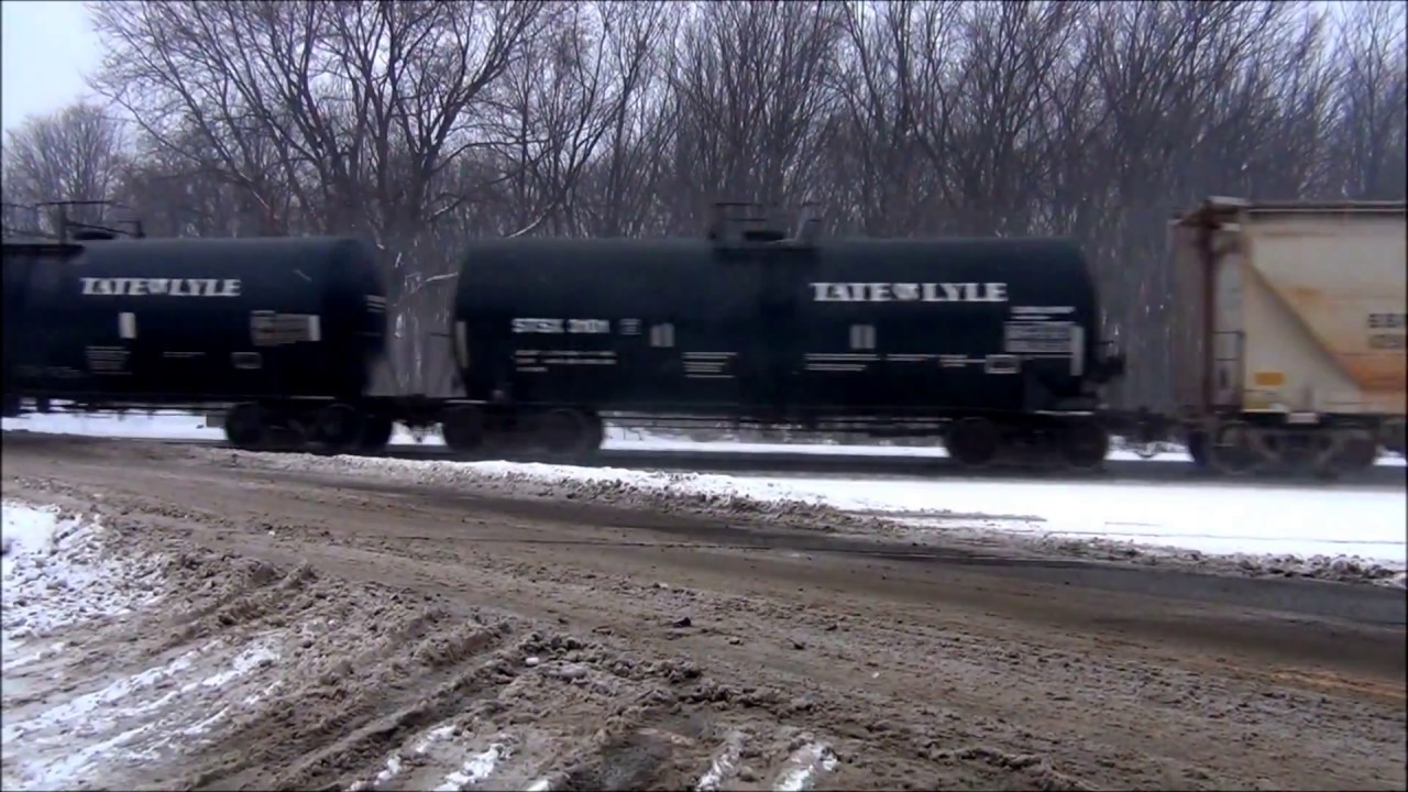bnsf 5729 CSX Manifest Train In The Snow