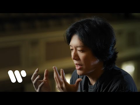 YUNDI plays Mozart