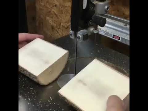 الأتقان في تشكيل تحفة خشبية