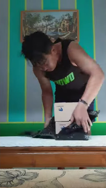 story wa sepatu VENTELA