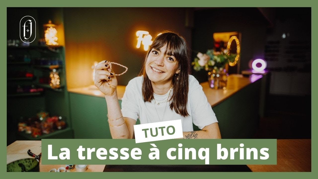 Tuto : COMMENT FAIRE UNE TRESSE À CINQ BRINS ?