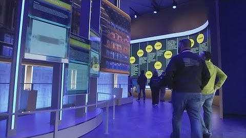 Walmart experiments with AI in hopes of enhancing customers