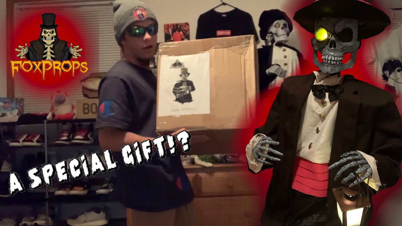 Unboxing A Birthday Present From Foxofthedead001…