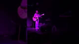 Joe Jack Talcum sings Punk Rock Girl
Joe Jack Talcum if the Dead Milkmen sings Punk Rock Girl April 19th, 2018 at the Blue Lamp in Sacramento, California. Joe adds “Kevin Seconds” into last verse, Show was with Kevin Seconds playing an acoustic set as well. Joe Jack Talcum sings Punk Rock Girl