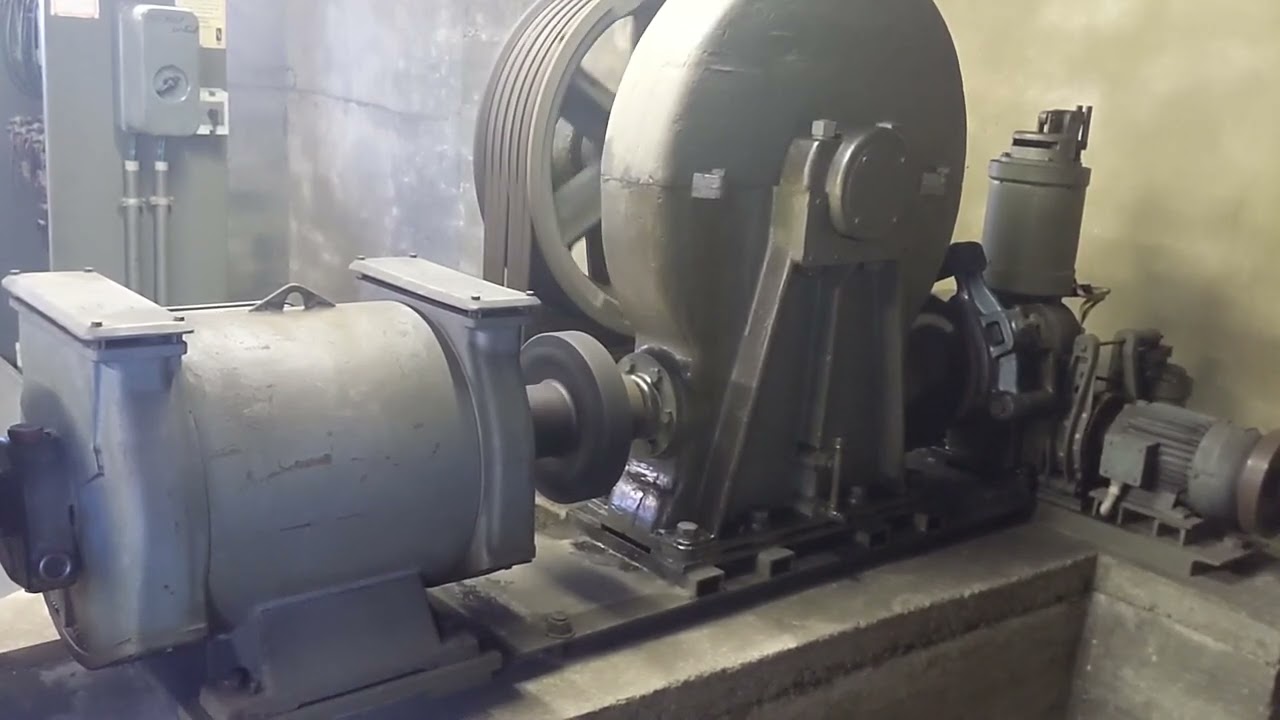 1967 Daelemans elevator