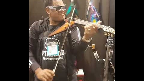 MARK WOOD VIPER DEMO 7 STRING VIOLIN NAMM 2018 BY VIOLINIST RICHMOND PUNCH