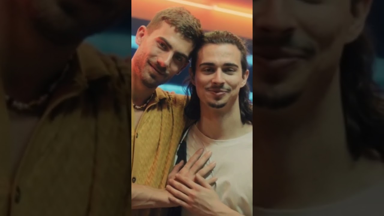 Lovely Gay couple | EVOL.LGBT 🌈