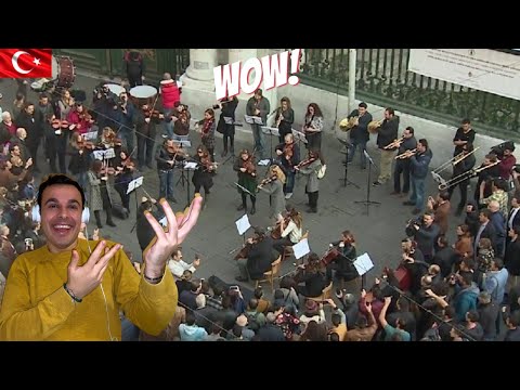 Italian Reaction To 🇹🇷 Muhteşem Yüzyıl Kösem Senfoni Orkestrası (İstiklal Caddesi - Flashmob)