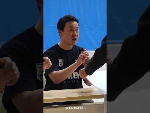 김승현, &amp;#39;다정함 폭발&amp;#39; 어린이 팬 사인회