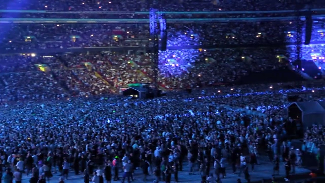 Oasis slide away wembley stadium 3/8/25