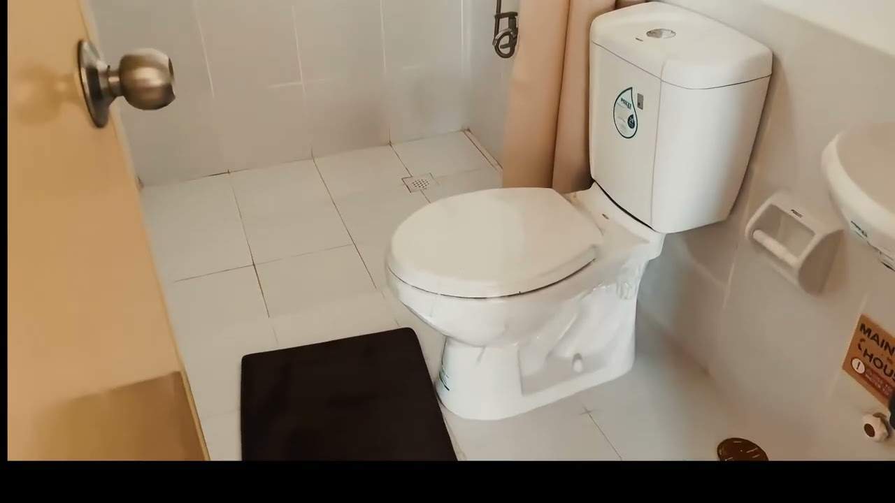 LIORA  HOMES TOWNHOMES  WITH   FREE  SOLAR  PANEL ANG RAIN WATER RESERVE TANK