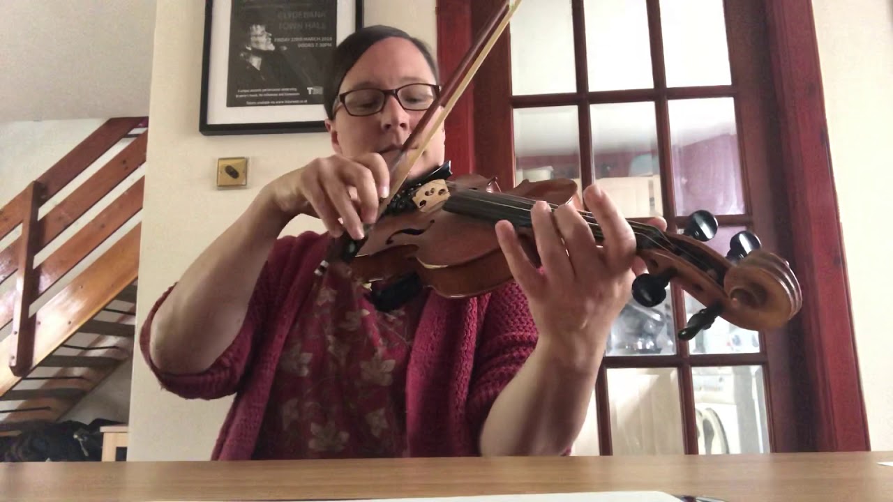 Cutting Bracken-Strathspey lesson by Fiona Cuthill