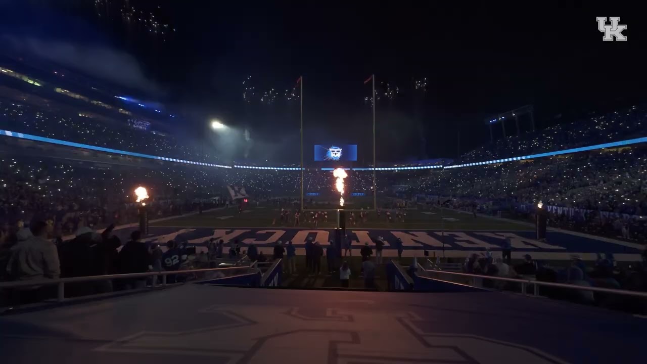 Electric fourth quarter atmosphere ⚡️