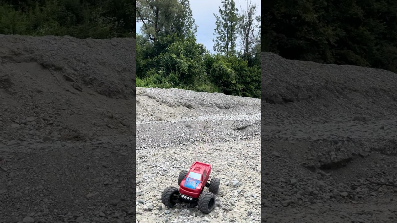 jumps, dust and fun - Traxxas Stampede 4x4 