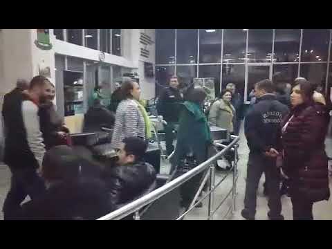 ბორჯომის მერიაში შეკრებილები იშლებიან