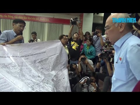 Video Cử tri trình bản đồ cỡ lớn về quy hoạch Thủ Thiêm với... - youtube