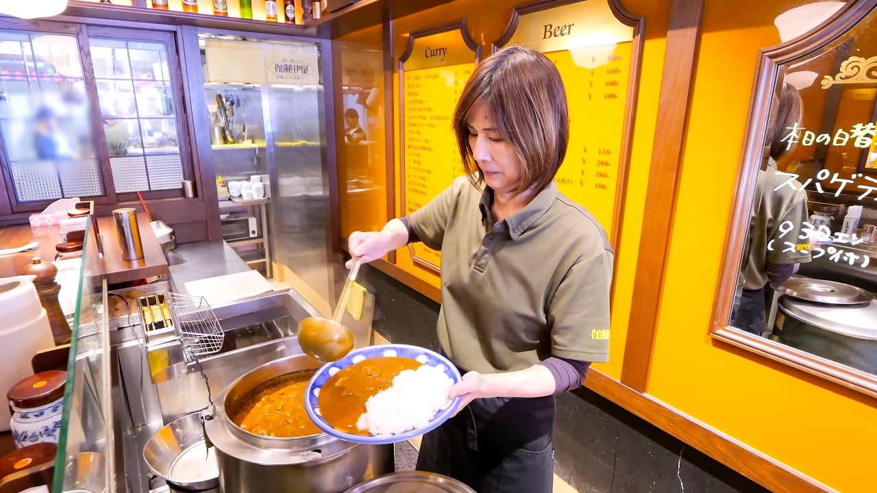 A beef curry restaurant with overwhelming popularity in Osaka, Japan