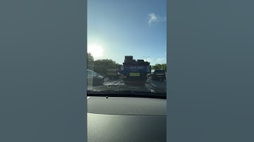 Stuck in Traffic: M4 Standstill on the Way to Central London