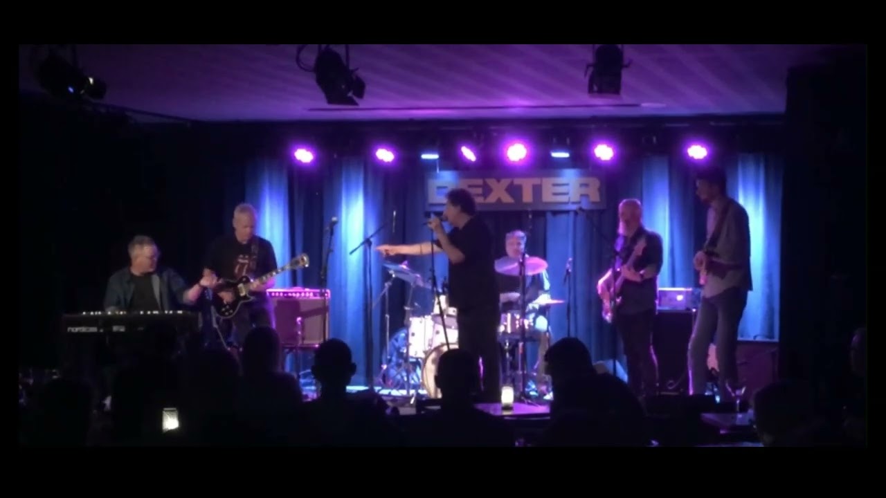 Blue Monday Blues Jam - Tony Maxwel sings - Route 66 at Dexter on sept. 9. 2024