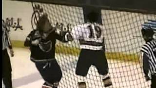 Brian McGrattan vs Josh Gratton AHL Dec 19/04