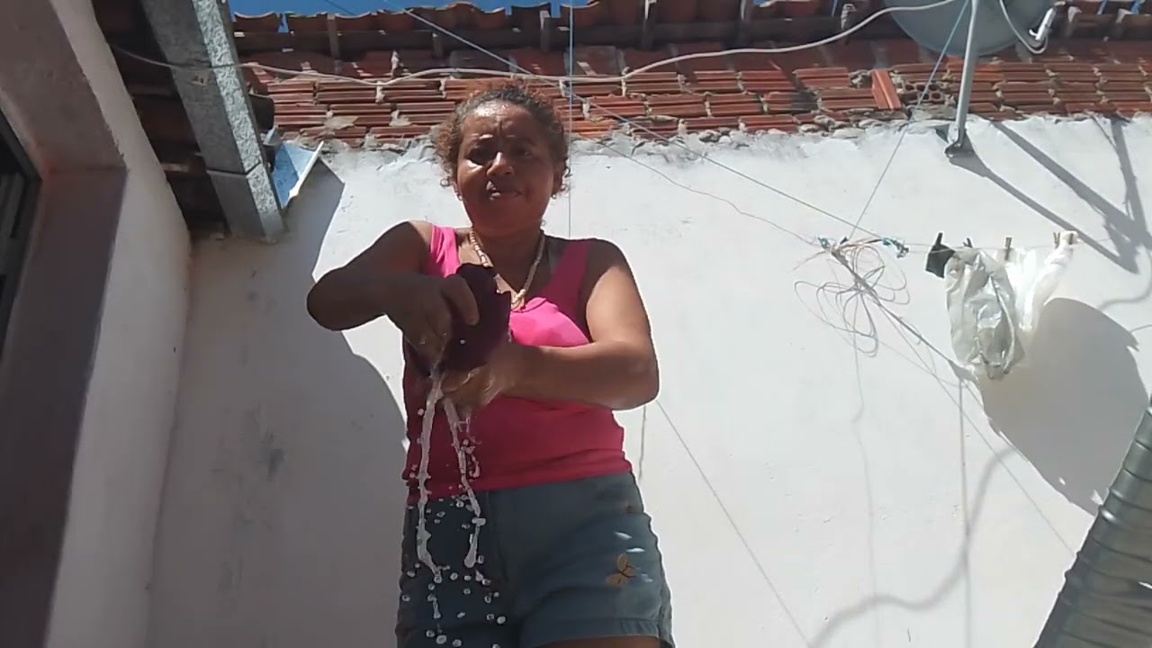 Torcendo as roupas 👚🧥🥼👖 meus amores 💕