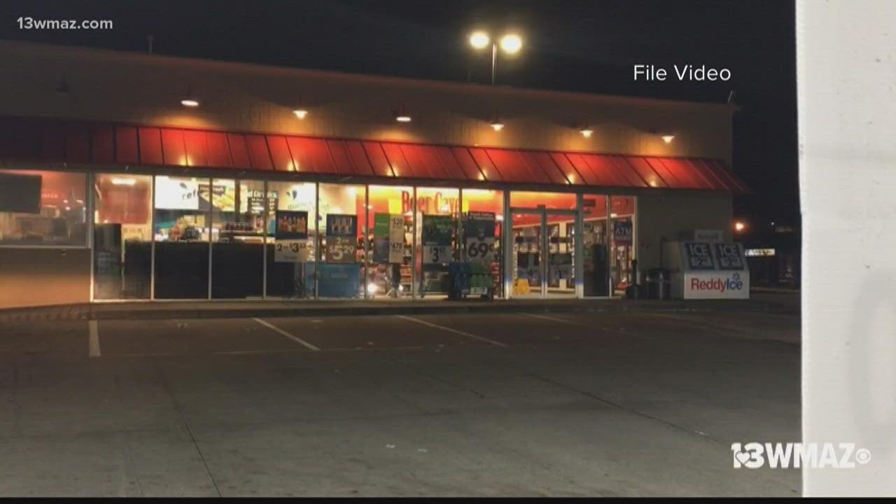 Bibb deputies arrest man in armed robbery of Anthony Road bakery, several shoplifting cases