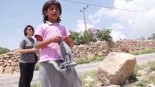 Mardi̇n Dara Harabeleri̇nde Gönüllü Rehber Kiz