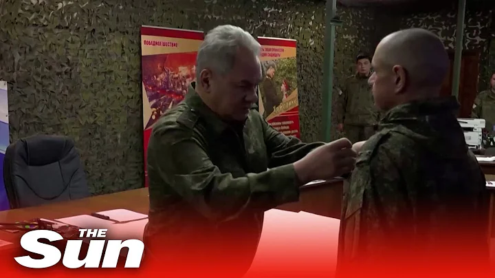 Russian defence minister pays rare visit to troops at the Ukraine frontline - DayDayNews