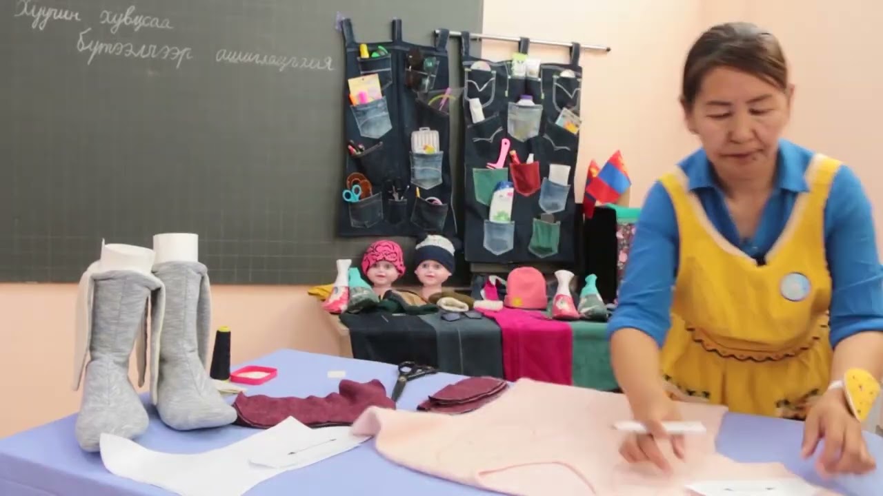 Ховд аймаг дахь Хөгжил политехник коллежийн багш С. Отгонжаргал 