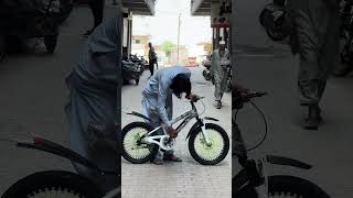 Kareem and Abdur Rahman cycle store Peshawar karkhano market WhatsApp number 03018856050 new model