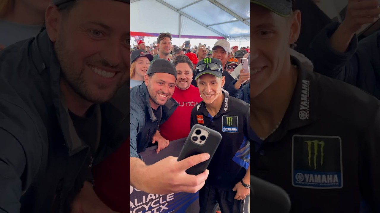 Australian fans bring the noise 🇦🇺🔊 Appreciating the passion & the good vibes 💙 